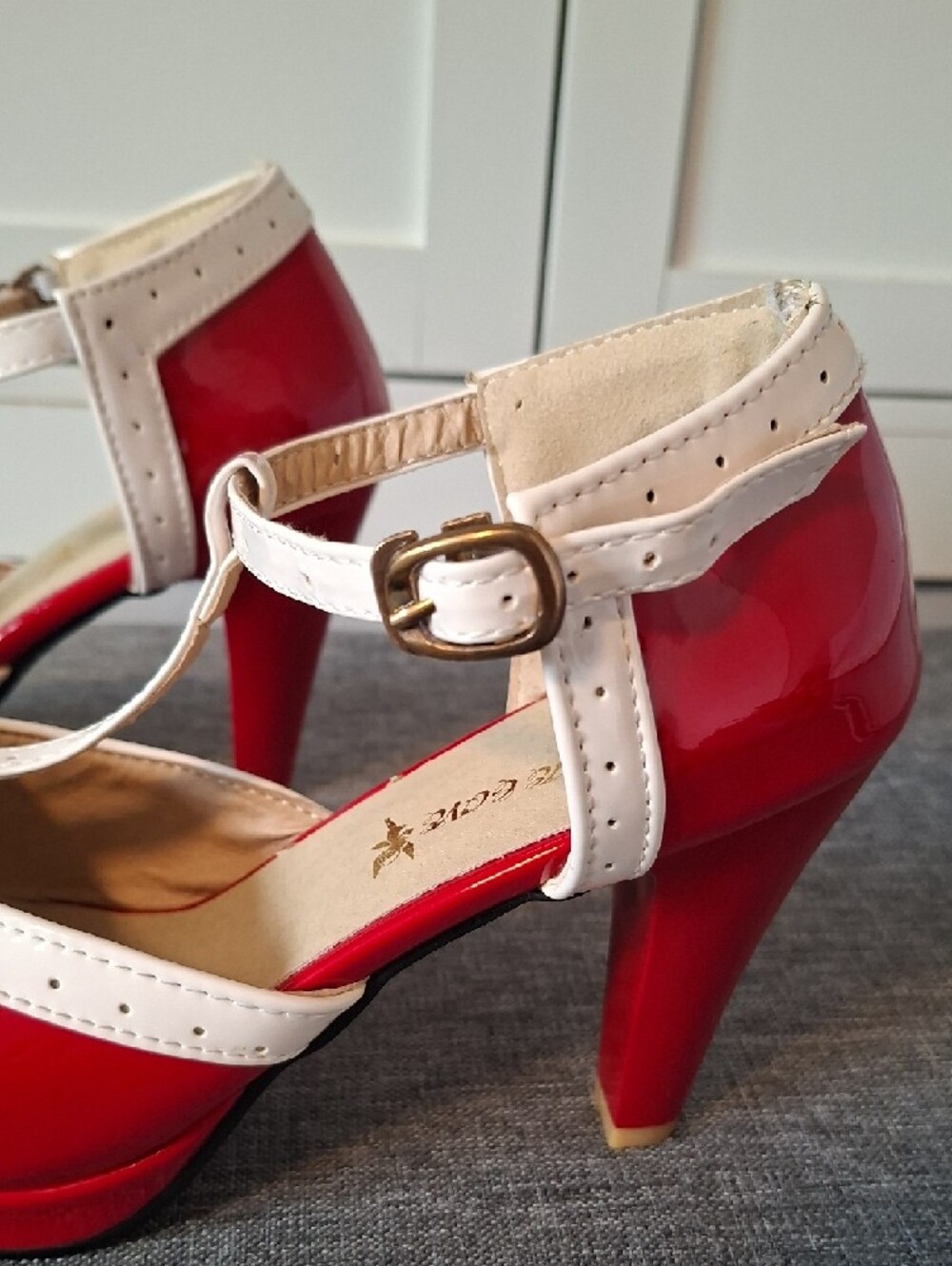 Pixie Cove Red and White Patten T-Strap Platform Heels - Picture 4 of 11